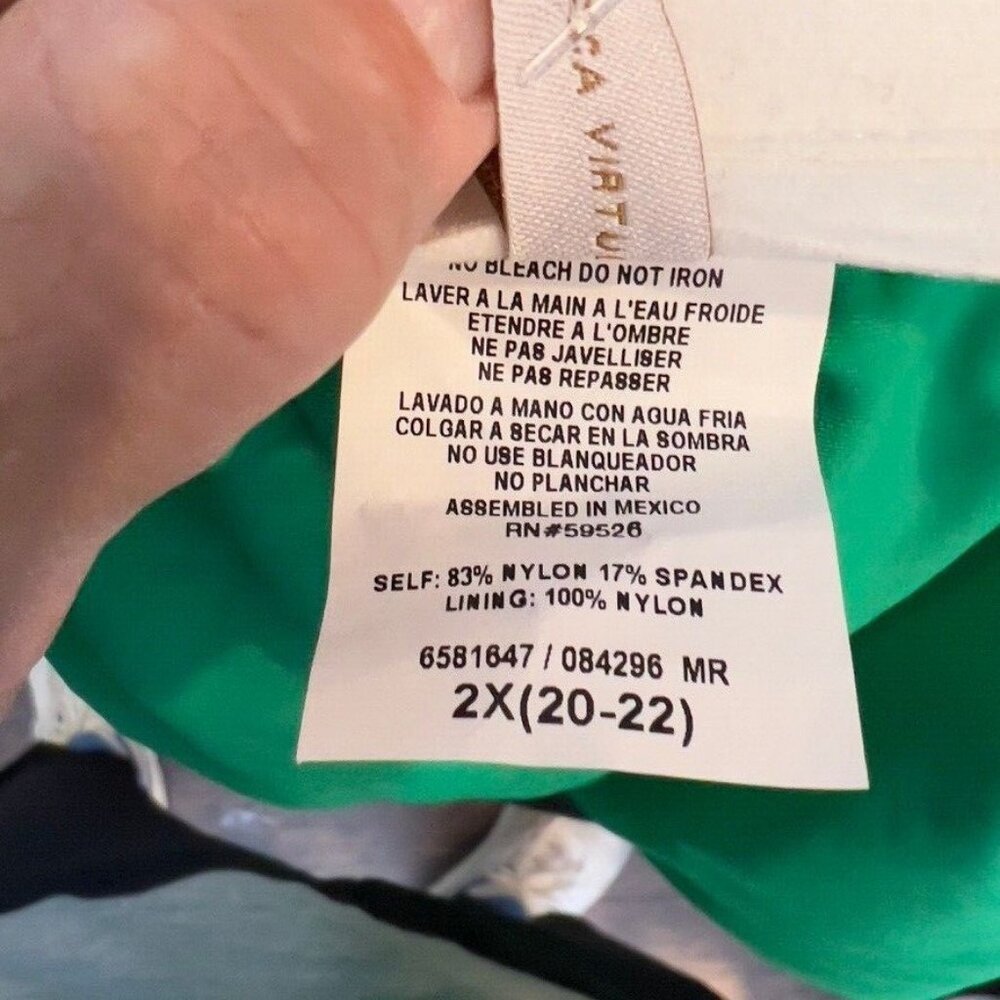 Becca $158 Plus Size Strappy One Piece Swimsuit Green Size 2X - Picture 6 of 7